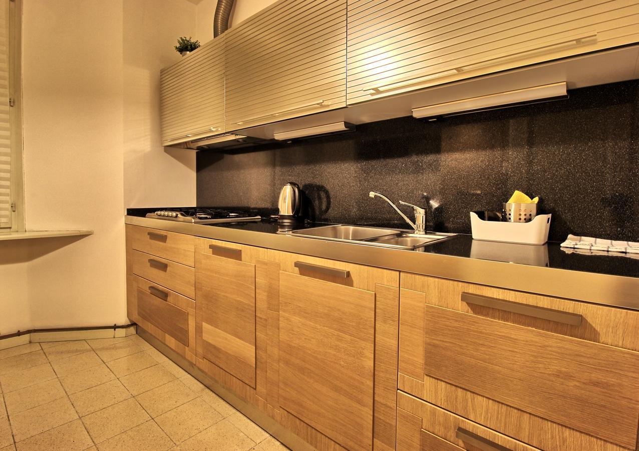 Ancient Courtyard Bonanomi 2 Bedroom Apartment Como Exterior foto